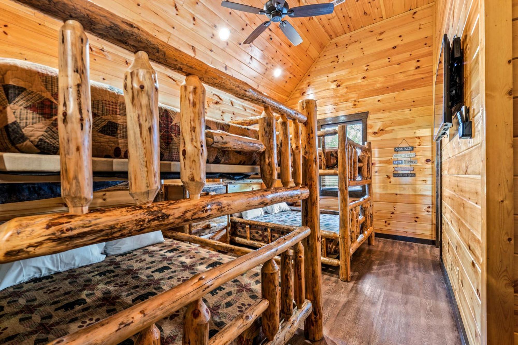 The Mighty Crabapple Manor By Stony Brook Cabins Gatlinburg Bagian luar foto