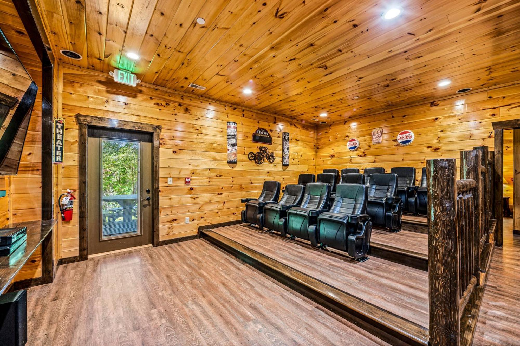 The Mighty Crabapple Manor By Stony Brook Cabins Gatlinburg Bagian luar foto