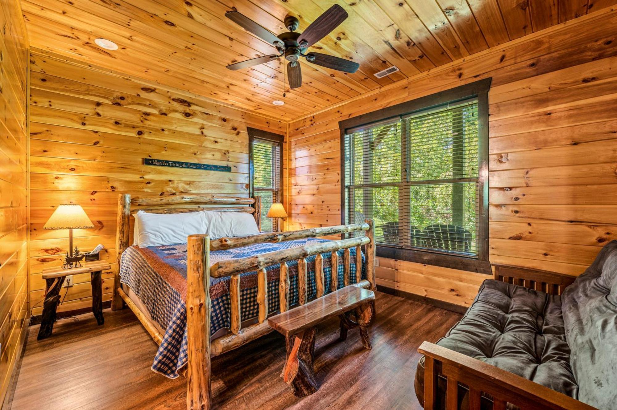 The Mighty Crabapple Manor By Stony Brook Cabins Gatlinburg Bagian luar foto